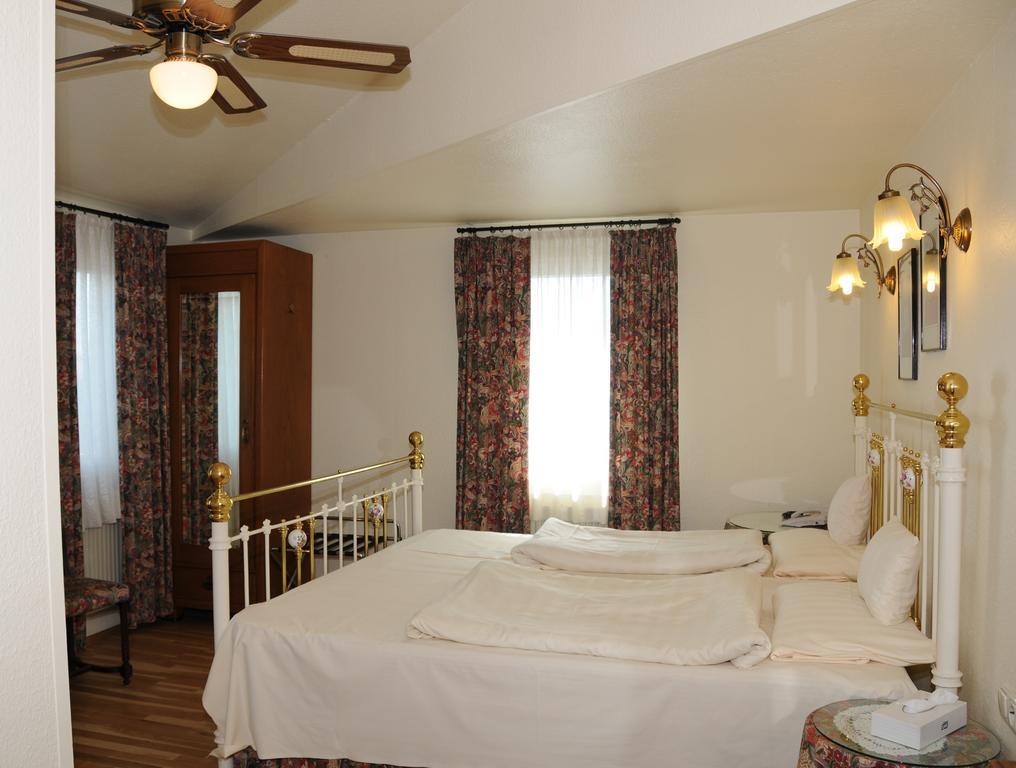 Hotel Admiral Wiesbaden Habitación foto