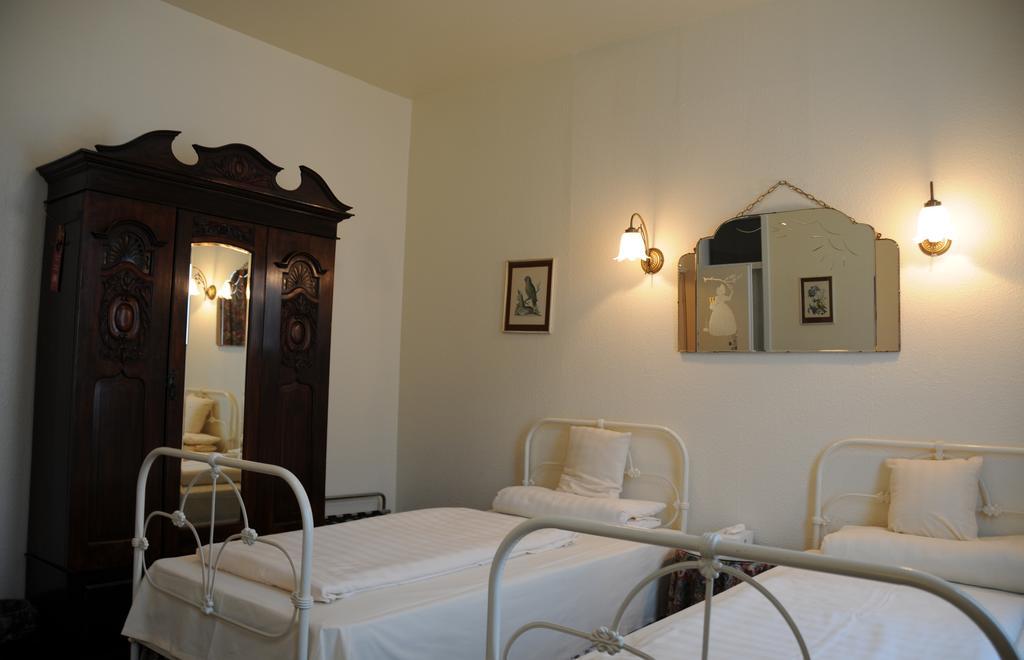 Hotel Admiral Wiesbaden Habitación foto